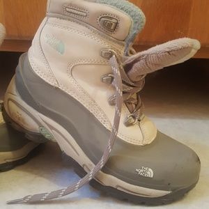 Women's North Face Winter Boots